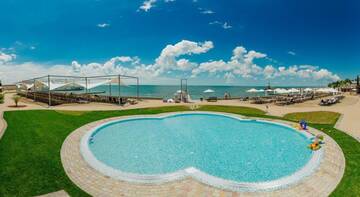 Фотографии Гостиница Swissоtel Resort Сочи Камелия г. Сочи Краснодарский край (Россия) №2 Фото Гостиница Swissоtel Resort Сочи Камелия г. Сочи 2