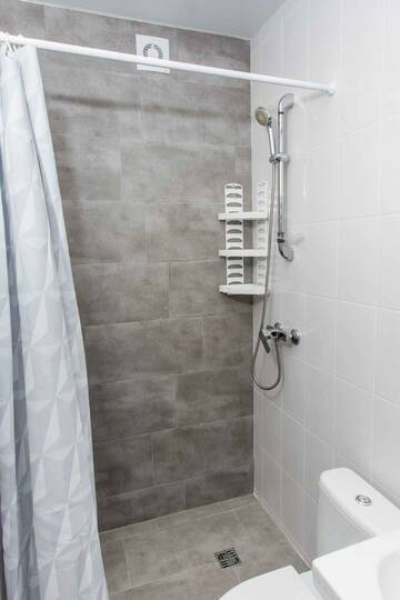Фото номера Стандарт 2-местный  Гостевой дом Sandro Palace г. Сочи 9