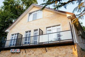 Фото номера Улучшенная студия с балконом Гостиница Green House г. Сочи 6