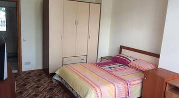 Фото номера Трехместный номер с основными удобствами Гостиница Guest House Gorka г. Сочи 21
