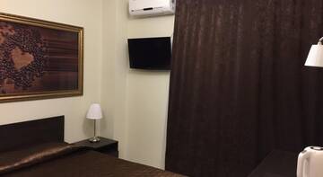 Фото номера Двухместный номер с 1 кроватью Гостевой дом Бридж Хаус Отель Сочи г. Сочи 2