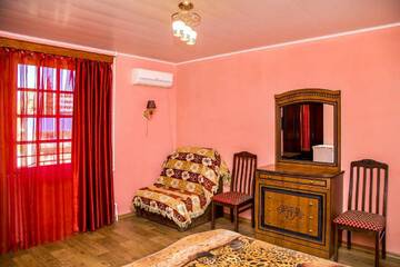 Фото номера «Стандарт» 2-х или 3-х местный (с балконом) Гостиница Lidiya Guest House г. Сочи 9