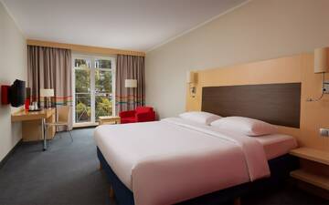 Фото номера Полулюкс Гостиница Cosmos Sochi Hotel г. Сочи 5