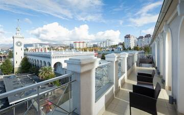 Фото номера Двухкомнатный Люкс с террасой Гостиница Cosmos Sochi Hotel г. Сочи 4