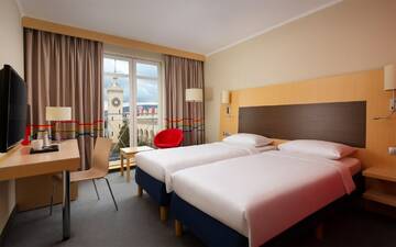 Фото номера Улучшенный с балконом Гостиница Cosmos Sochi Hotel г. Сочи 4