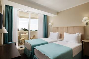 Фото номера Смежный (Connected room) Гостиница Sea Galaxy Hotel Congress &amp; Spa г. Сочи 6
