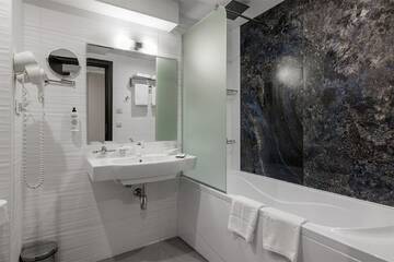 Фото номера Смежный (Connected room) Гостиница Sea Galaxy Hotel Congress &amp; Spa г. Сочи 4