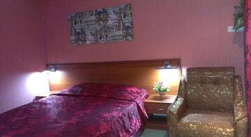Фото номера Стандартный двухместный номер с 1 кроватью и видом на море Гостиница Гостевой Дом Ледис г. Сочи 8