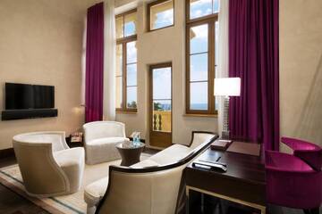 Фото номера Двухуровневый люкс Гостиница Swissоtel Resort Сочи Камелия г. Сочи 3