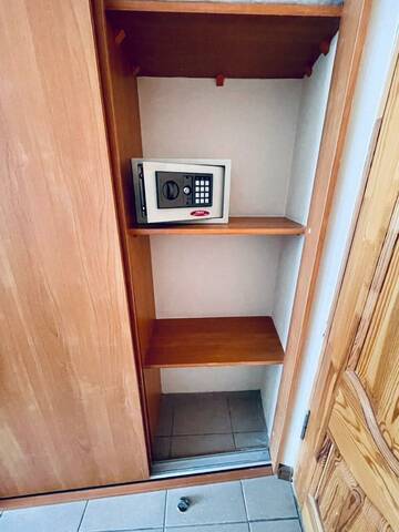 Фото номера Номер комфорт с 2 односпальными кроватями Гостиница Галотель г. Сочи 6