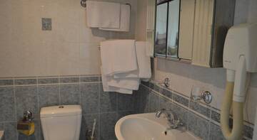 Фото номера Двухместный номер с 1 кроватью Гостиница Helius Hotel г. Сочи 3