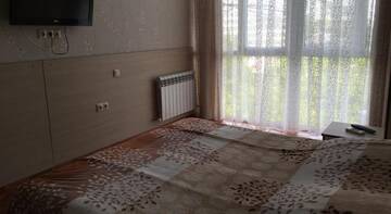 Фото номера Номер-студио с видом на море Апартаменты Apartment on Kurortniy Prospekt г. Сочи 3