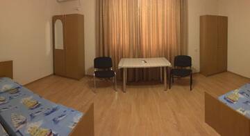 Фото номера Четырехместный номер с общей ванной комнатой Гостиница Гостевой дом на Ленинградской улице г. Сочи 2
