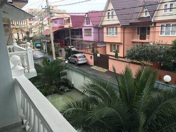 Фото номера Стандартный семейный номер Гостиница Lazur Guest House г. Сочи 11