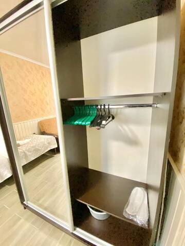 Фото номера Люкс с 2 спальнями Гостиница Lazur Guest House г. Сочи 8