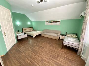 Фото номера Семейный номер Гостиница Lazur Guest House г. Сочи 2