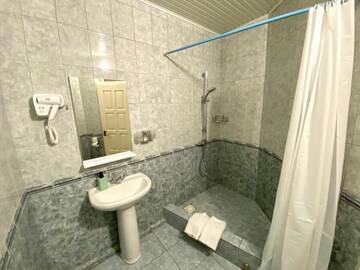 Фото номера Семейный номер Гостиница Lazur Guest House г. Сочи 3