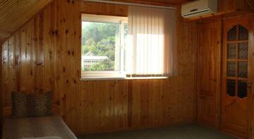 Фото номера Стандартный семейный номер Гостиница Guest House Elizaveta г. Сочи 3