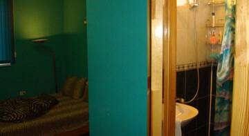 Фото номера Трехместный номер &quot;Комфорт&quot; с душем Гостиница Guest House Elizaveta г. Сочи 9