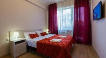 Фото номера Стандартный семейный номер с видом на море Гостиница Guest House Nika г. Сочи 3