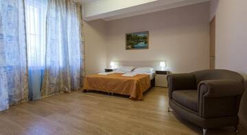 Фото номера Большой семейный номер с видом на море Гостиница Guest House Nika г. Сочи 9