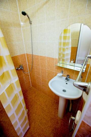 Фото номера Четырехместный номер &quot;Комфорт&quot; Гостиница Maria Hotel г. Сочи 2
