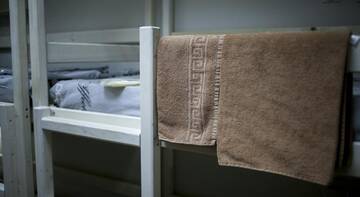 Фото номера Место на двухъярусной кровати в общем 10-местном номере для женщин Хостел Lapin Vesta г. Сочи 5