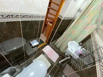Фото номера Улучшенный семейный номер Гостиница Guest House AIS г. Сочи 5