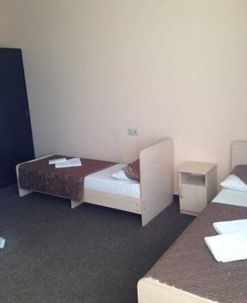 Фото номера Номер &quot;Стандарт&quot; Гостиница Guest House Sochi Tron г. Сочи 10
