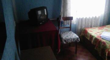 Фото номера Бюджетный трехместный номер Гостиница Guest House on Kievskaya г. Сочи 5