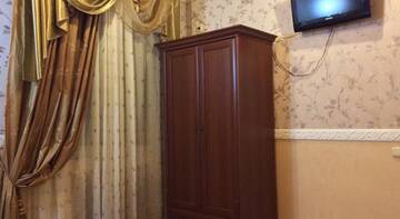 Фото номера Семейный номер с балконом Гостиница Гостевой Дом Карина г. Сочи 7