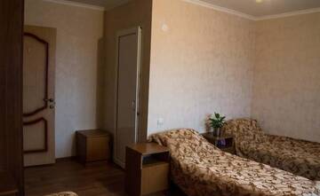 Фото номера Номер &quot;Стандарт&quot; Гостиница Guest House Slavutich г. Сочи 14