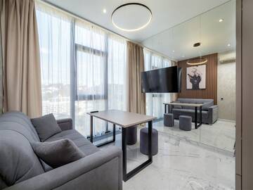 Фото номера Апартаменты Luxe (2 спальни) с балконом Апарт-отели Апарт-отель МЕТРОПОЛЬ г. Сочи 3