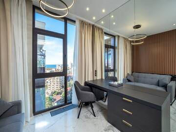 Фото номера Апартаменты Luxe Family с балконом Апарт-отели Апарт-отель МЕТРОПОЛЬ г. Сочи 4