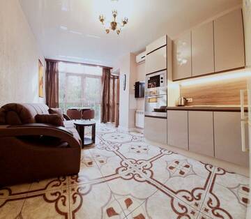 Фото номера 2-комнатный номер полулюкс Апартаменты Golden Holiday Apartments г. Сочи 19