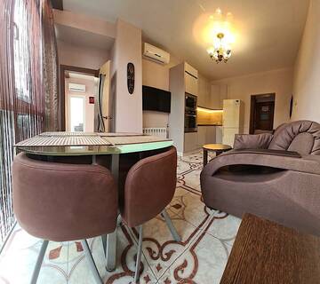 Фото номера 2-комнатный номер полулюкс Апартаменты Golden Holiday Apartments г. Сочи 17