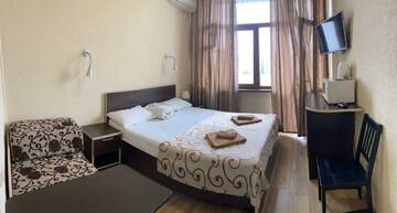 Фото номера Апартаменты стандарт с балконом Апартаменты Golden Holiday Apartments г. Сочи 2