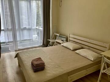 Фото номера Номер стандарт с 4 односпальными кроватями Апартаменты Golden Holiday Apartments г. Сочи 5