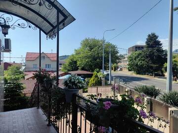 Фото номера 2-местная комната люкс Гостиница Art Home г. Сочи 3