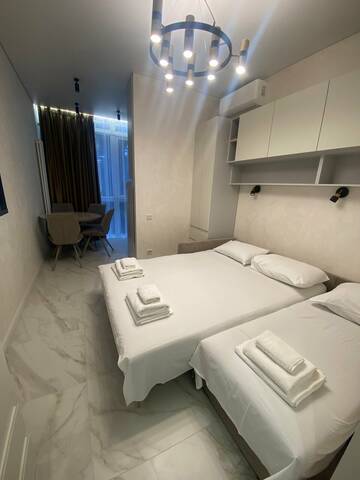 Фото номера Улучшенные апартаменты Гостиница Joy Apartments г. Сочи 10
