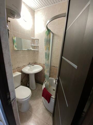 Фото номера Трехместный номер с видом на море Гостиница Joy Apartments г. Сочи 4