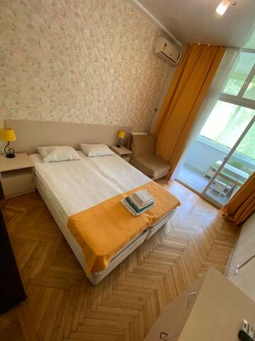 Фото номера Апартаменты с видом на сад Гостиница Joy Apartments г. Сочи 5