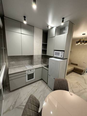 Фото номера 3-местный номер стандарт с видом на город Гостиница Joy Apartments г. Сочи 8