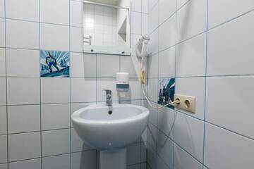 Фото номера Полулюкс 4 местный Гостиница Mini Hotel Parus г. Сочи 7