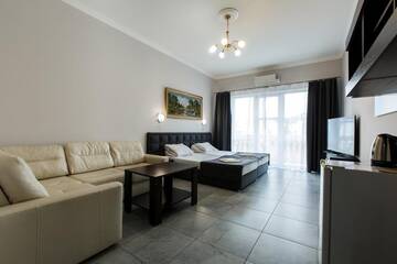 Фото номера Полулюкс 4 местный Гостиница Mini Hotel Parus г. Сочи 10