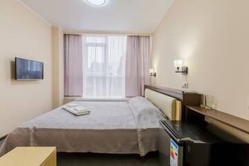 Фото номера Двухместный номер с панорамным окном Отель Very Hotel г. Сочи 4